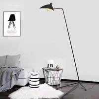 Canapé moderne de caractère Hôtel Serge Mouille Light Stand Lampadaire vertical noir
