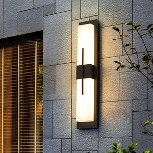 โคมไฟติดผนัง LED กันน้ำสำหรับภายนอกอาคาร ขนาด 70 ซม. สีดำ แสงวอร์มไวท์ สไตล์จีนสมัยใหม่ เหมาะสำหรับสวน วิลล่า ลานบ้าน - Product Image 1