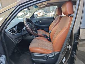 Proveedor Mayorista de China, Venta Caliente, Asientos de Cuero para Autos SUV con Motor, Volante a la Izquierda, 7 Plazas, Alta Calidad - Product Image 4