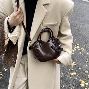 Sac à main en cuir véritable pour femme, élégant, en cuir de vachette souple, avec fermeture boutonnée, nouveau sac à main en cuir véritable - Product Image 5