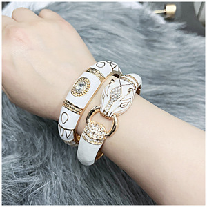 Retro Charm Animal Design <strong>Torque</strong> Cuff Bangle Rhinestone Drop Glaze Smooth Exquisite Chunky Luxury Jewelry - Product Image 3