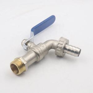 Robinet à bille manuel en bronze robuste de qualité industrielle |   Robinet de cuisine antimicrobien avec bec fileté pour jardin - Product Image 4