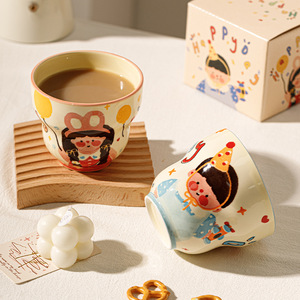 Tasse de petit déjeuner en céramique pour enfants conception de dessin animé mignon lave-vaisselle passe au micro-ondes parent-enfant présente tasse <span class=keywords><strong>sans</strong></span> poignée - Product Image 4