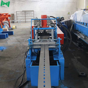 उच्च गुणवत्ता वाले स्टील सौर पैनल फ्रेम रोल बनाने की मशीन 380v के लिए गियर असर मोटर और पंप के साथ मशीन - Product Image 4