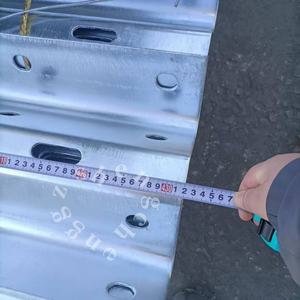 أفضل سعر لتصادم قضبان فولاذية ذات شعاع W للطرق السريعة والسكك الحديدية أو حاجز المرور للطرق المصنوعة من صولجف - Product Image 2