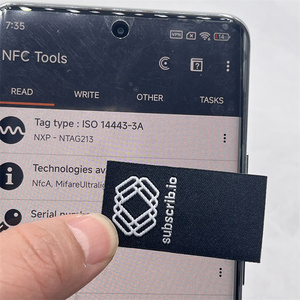 Etiquetas tejidas NFC personalizadas con logotipo, precio de fábrica directo para marcas de ropa - Product Image 3