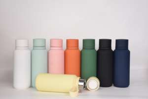 Venta caliente 12oz 20oz portátil de doble pared de acero inoxidable botella de vacío estancia caliente mantener frío en pintura de goma aceptar personalizado - Product Image 3