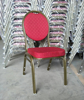 Chaise de banquet moderne empilable en métal avec cadre doré et argenté, tissu bleu et rouge, pour hôtel et mariage
