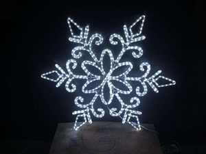 Luci Decorative a LED IP65 da Esterno con Motivo Natalizio a Fiocco di Neve Invernale 2D e Angelo per Addobbi Stradali per Diwali Pasqua e Matrimoni - Product Image 6