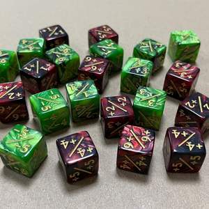 Dados de efecto mármol de 16 mm al por mayor, dados grabados +1/+1 -1/-1 D6 para juegos de mesa TCG - Product Image 2