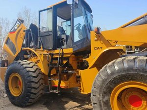 Chargeuse sur pneus Caterpillar 966H d'occasion, d'origine japonaise, 22 tonnes, avec godet de 3,8 m³, pour le chargement en carrière et en entrepôt. - Product Image 3