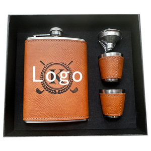 Pengiring pengantin Modern Font hitam terukir 6 oz Set kotak hadiah termos pinggul baja tahan karat - Product Image 6