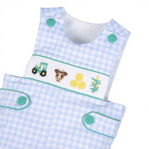 Pelele de Lujo Personalizado para Bebé Niño con Bordado a Mano y Cierre de Botones - Venta al por Mayor OEM BB2760 - Product Image 1
