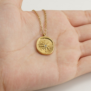 Luxury Style 18K Gold PVD Plated Stainless Steel Vintage Eight Pointed Star Crystal Pendant Necklace for Women - Product Image 3