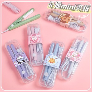 เครื่องหนีบผมและม้วนผมขนาดเล็กแบบการ์ตูน ขนฟูนุ่ม พร้อมด้ามจับ ABS ใช้ไฟแบบมีสาย (AC) เครื่องมือจัดแต่งทรงผมวิเศษ - Product Image 3