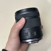 Objectif zoom standard pour monture RF plein format 28-70 mm F/2.8 avec autofocus et stabilisation d'image (IS), filtre 67 mm