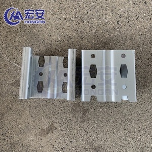 เครื่องขึ้นรูปและจัดเก็บชั้นวางของแบบตั้งตรง HAUAN พร้อมมอเตอร์เกียร์ PLC และลูกปืน 380V ใช้งานง่าย - Product Image 5