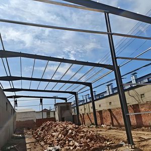 Services de découpe et de pliage pour bâtiments préfabriqués en acier du Shandong – Atelier à structure métallique à grande portée / Structure d'atelier en acier - Product Image 1