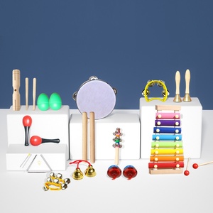 Ensemble d'instruments de percussion en bois en gros avec xylophone, maraca, clochette et tube sonore pour l'éducation musicale et le jeu des enfants - Product Image 2
