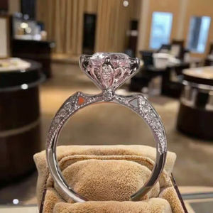 Direkt vom Hersteller: 18K Massivgold Labor-Diamant Brillantschliff Einreihiger Sechs-Krappen-Verlobungsring IGI-Zertifiziert für Damen - Product Image 4