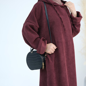 2024年 モダン イスラムドレス アバヤ ヒジャブ付き 暖かくゆったり ラマダン イード ドバイ トルコ 春向け 控えめなカフタン - Product Image 3