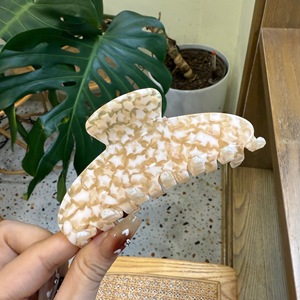 Nouvelle Pince à <span class=keywords><strong>Cheveux</strong></span> Faite Main en Acétate Style Emijay, Simple, Élégante, Tendance, Accessoire <span class=keywords><strong>Cheveux</strong></span> pour Filles, Style Requin, Doux et Cool - Product Image 6