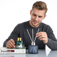 Bouteille de parfum en verre ordinaire, colorée, courte, de style nordique, inspirée d'Instagram, avec mécanisme diffuseur à bâtonnets, flacon vide pour maison et hôtel