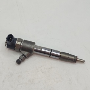 Nuevo Inyector de Acero 4D27X41-22100 para Motor Xinchai 4D27X41, Tractor/Montacargas/Cargadora 4D27X41-22100 4D27X41-22100 - Product Image 4