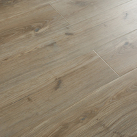 Parquet stratifié imperméable au design moderne Plancher en bois résistant à l'usure AC3 avec installation par clic Échantillon gratuit