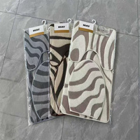 Tapis de bain carré moderne en polyester jacquard épais, antidérapant, avec support TPR, lavable en machine, couleurs personnalisées, gaufrage, pour la maison