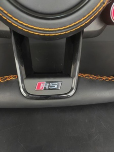 Volant personnalisé en cuir et fibre de carbone pour Audi A4/A6/A3/A5/A8/S4/S5/R8/Q3/Q5/Q7/Q8 Series - Product Image 3