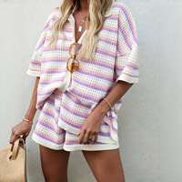 Nouvel ensemble short 2 pièces tricoté color-block en polyester et élasthanne pour femme, au-dessus du genou, style streetwear, collection Printemps/Été 2026 - Meilleure vente