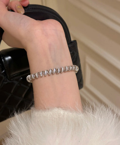 <span class=keywords><strong>Bracelet</strong></span> en <span class=keywords><strong>fil</strong></span> <span class=keywords><strong>de</strong></span> <span class=keywords><strong>téléphone</strong></span> argenté super flash pour femmes, <span class=keywords><strong>bracelet</strong></span> vintage <span class=keywords><strong>de</strong></span> luxe, esthétique cool - Product Image 4