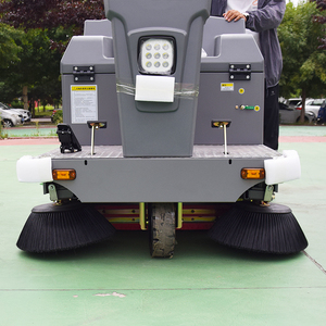 Balayeuse <span class=keywords><strong>électrique</strong></span> autoportée avec aspiration de poussière, brosse rotative et <span class=keywords><strong>balai</strong></span> pour le nettoyage des sols - Product Image 6