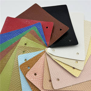 Usine en gros personnalisé brillant sans serpent texture PU faux <span class=keywords><strong>cuir</strong></span> artificiel pour sacs chaussures et autocollants - Product Image 2