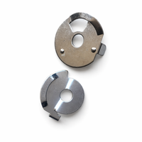 Fabrication sur mesure de tôles en acier inoxydable et aluminium durables, estampage métallique pour pièces et supports de machines