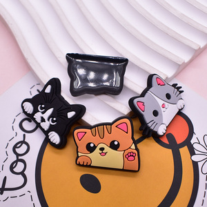 Adornos de PVC con Diseño de Gatito de Dibujos Animados, Adhesivos Suaves, Ecológicos y Reutilizables para Decorar Ropa, Bolsos y Accesorios, Modelo 25058 - Product Image 3
