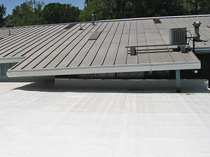 Membrana impermeable TPO de poliolefina termoplástica autoadhesiva Especial expuesta de alta calidad de 1,2mm 1,5mm 2,0mm - Product Image 6