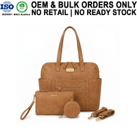 Sac à langer convertible chic et spacieux en cuir végétalien OEM pour voyage, sac à dos et fourre-tout pour bébés, idéal pour les parents