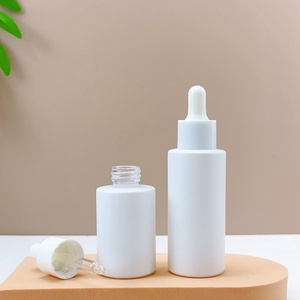 Manufacturers 30ml50ml Frosted White Light-proof Cylindrical Flat Shoulder Glass <b>Bottle</b> Essential Oil Packaging Dropper <b>Bottle</b> - Product Image 4