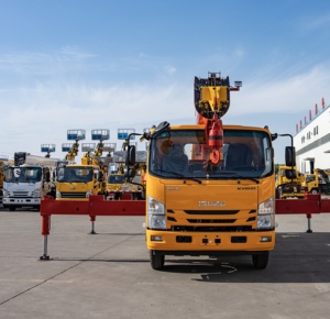Grúa Montada en Camión Isuzu <span class=keywords><strong>de</strong></span> 5 Toneladas, Elevación Hidráulica Eficiente <span class=keywords><strong>para</strong></span> Construcción y Logística - Product Image 5