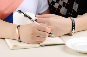 Fábrica de 316L de acero inoxidable verdadero amor pulsera de pareja de accesorios de diseño personalizado pulsera romántica/ - Product Image 5