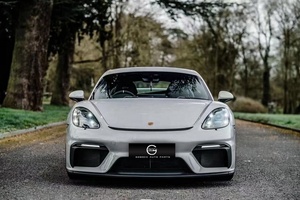 Kit Carrozzeria GT4 per <span class=keywords><strong>Porsche</strong></span> <span class=keywords><strong>718</strong></span> 982 Cayman Boxster 2016+ con Paraurti Anteriore, Diffusore e Spoiler - Product Image 2