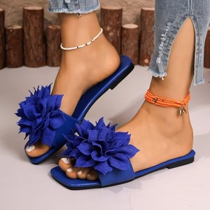 Alta qualità Pvc Eva quadrato singolo cinturino in metallo decorazione a <span class=keywords><strong>catena</strong></span> fondo piatto estate donna pantofola sandali da donna - Product Image 2