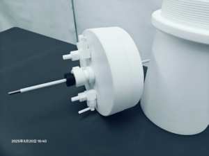 Advanced Technology in PTFE Stirring Reactors, Featuring Double Layer and Jacketed Heating Capabilities - Product Image 5