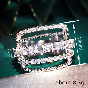 Anello Impilabile Multistrato per Donne, Gioiello da Dito Elegante e Raffinato per Abiti da Sera - Product Image 4