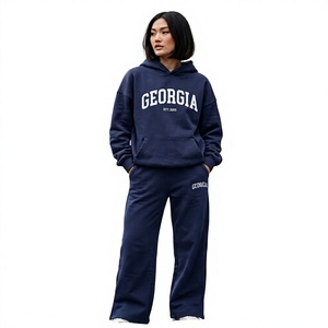 Conjunto de Sudadera con Capucha Oversize y Pantalones Jogger de Felpa de 2 Piezas, Chándal de Estar por Casa con Diseño Gráfico de Letras Rosas - Product Image 1