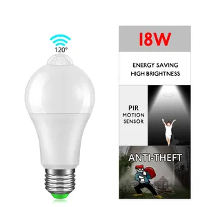 LED PIR Sensor Bulb E27 12W 18W B22 AC85-265V Sensor LED電球Lamp Night Light Motion Sensor Lamp DuskにDawnためHome Lighting