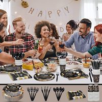 Ensemble moderne de 24 pièces en feuille d'or Hot Selling 30 Years Party Pack avec couverts pour célébrations et décorations de table