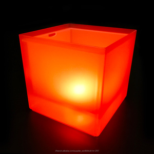 Usine direct personnalisation <span class=keywords><strong>5L</strong></span> seau à glace de forme carrée A MENÉ LE seau à glace pour la bière - Product Image 3